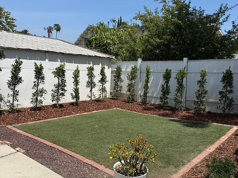 708 N Benton Way — Photo 16