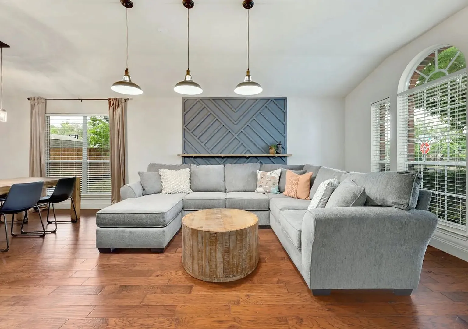 Furnished Long-Term Rental 13344 Tamayo Dr, Austin, TX 78729 — Photo 2