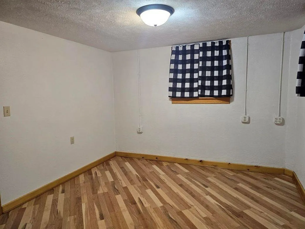 1 bed, 728 sqft, $725 — Photo 3