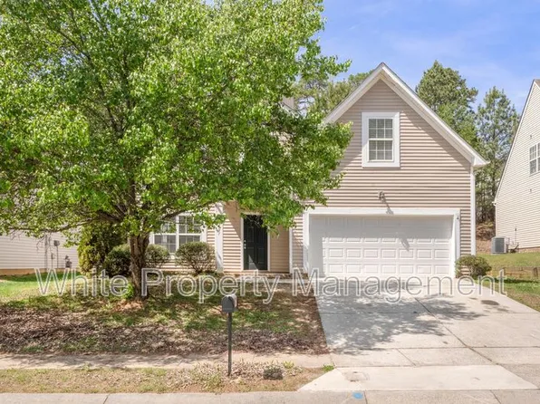 12427 Oakton Hunt Dr, Charlotte, NC 28262