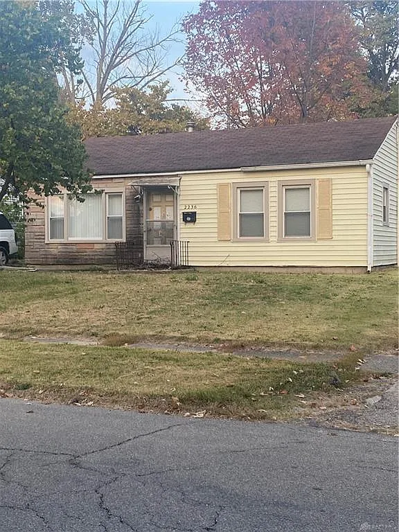 2236 Falmouth Ave photo 1