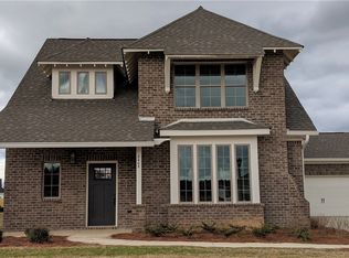 2405 Meadow Cv, Auburn, AL 36832