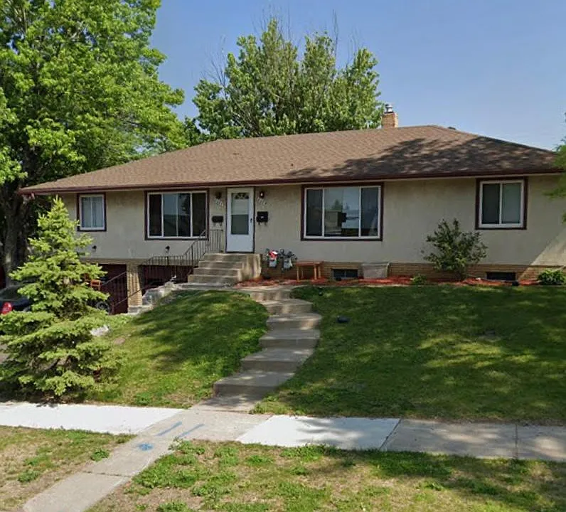 2027 Suburban Ave