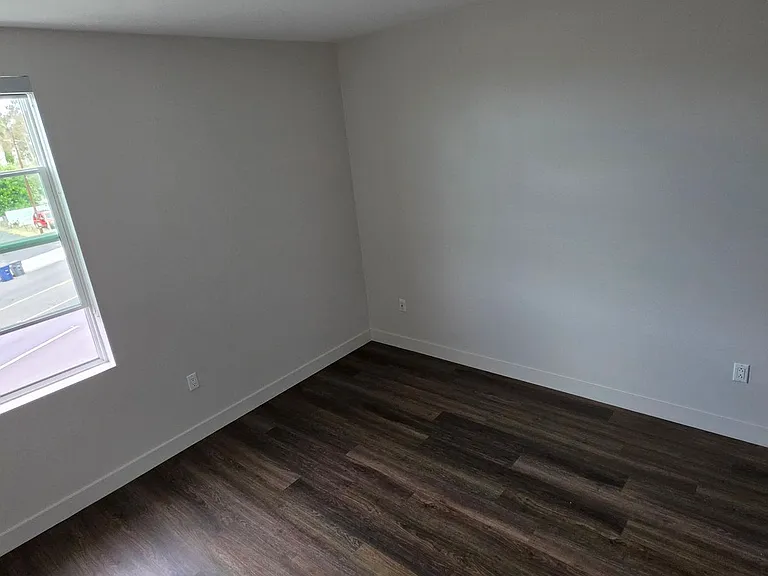NV Lofts — Photo 32