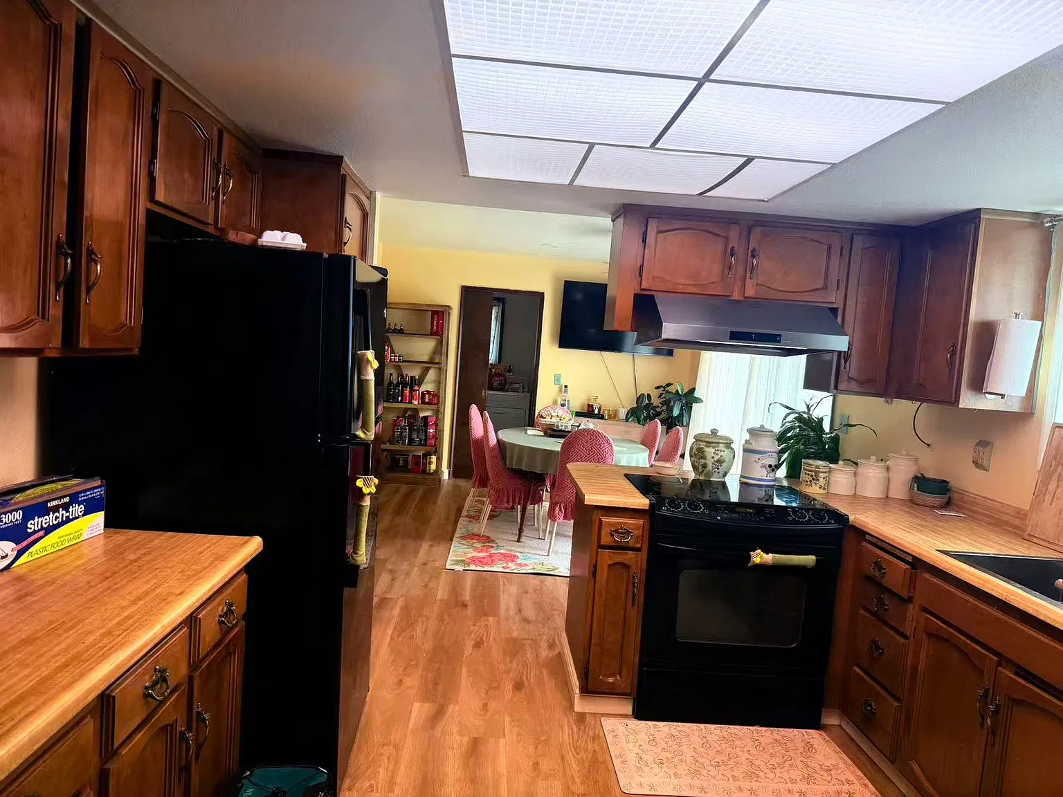 3 bed, 2.5 bath, 2078 sqft, $2,300 — Photo 4