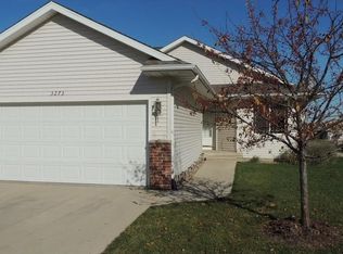 3273 Prairie Bend Cir, Marion, IA 52302