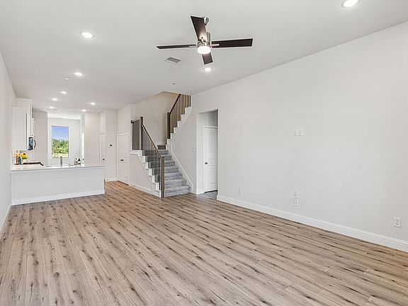 Overton Plan, Lake Ridge Commons, Grand Prairie, TX 75054 | Zillow