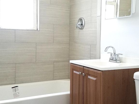 full bathroom main floor