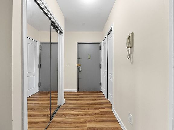 2nd image of 2752 Ocean Ave APT 3B