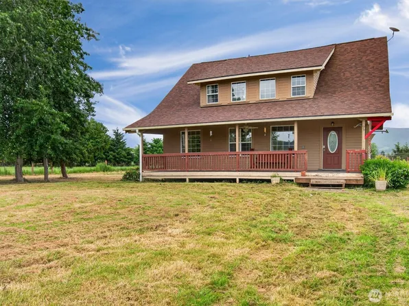 95 W Birnie Slough Road, Cathlamet, WA 98612