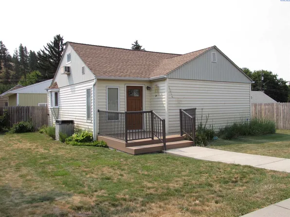 1614 Cedar St, Colfax, WA 99111