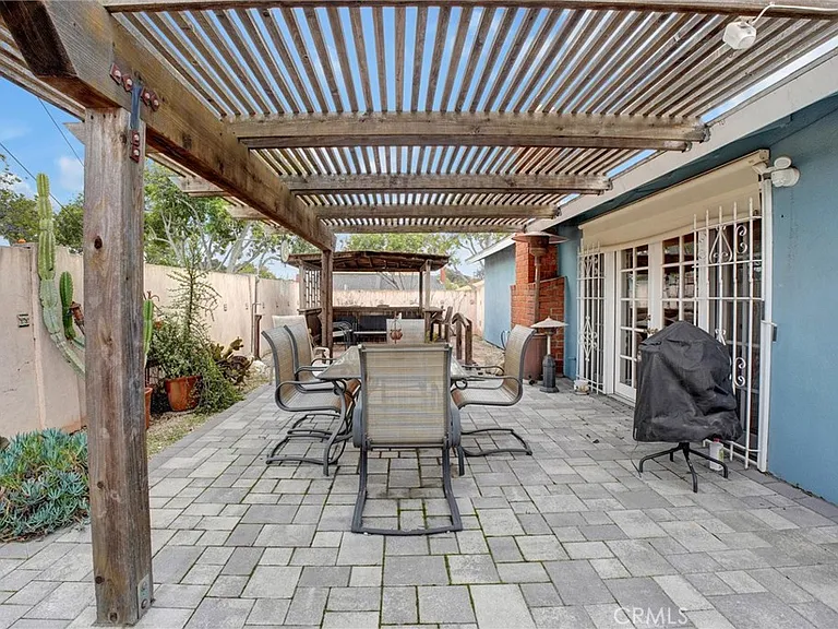 17230 Bonham Ave — Photo 18