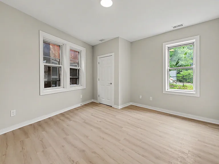 253 Mill St #2 — Photo 37