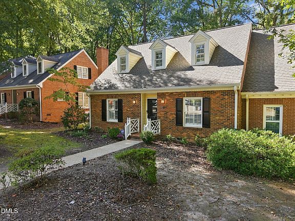 4th image of 720 Weathergreen Dr