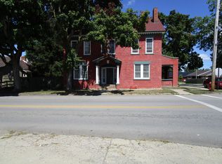 5 N High St, Kingston, OH
