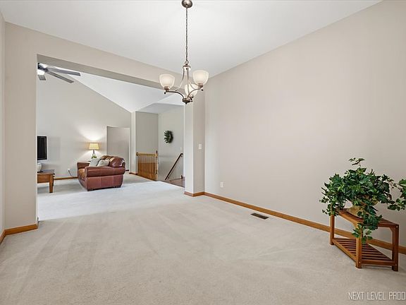 5th image of 39W331 W Mill Creek Cir