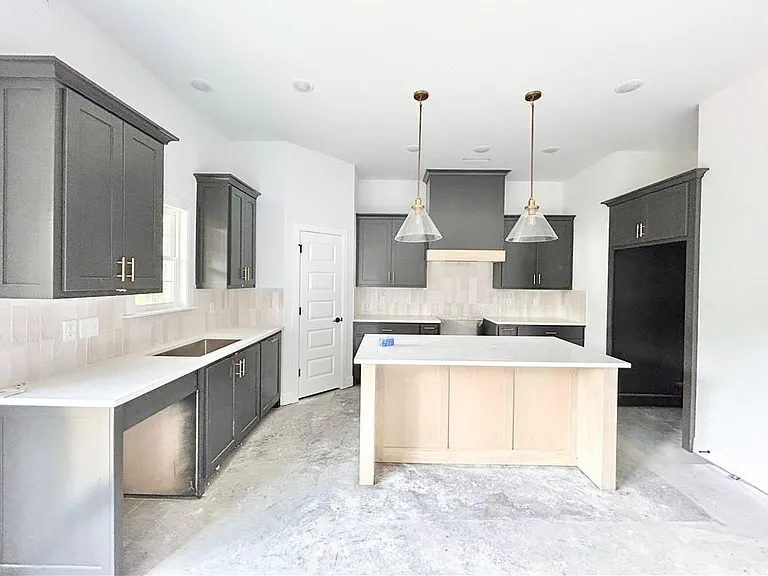 25 Fields Ln — Photo 18