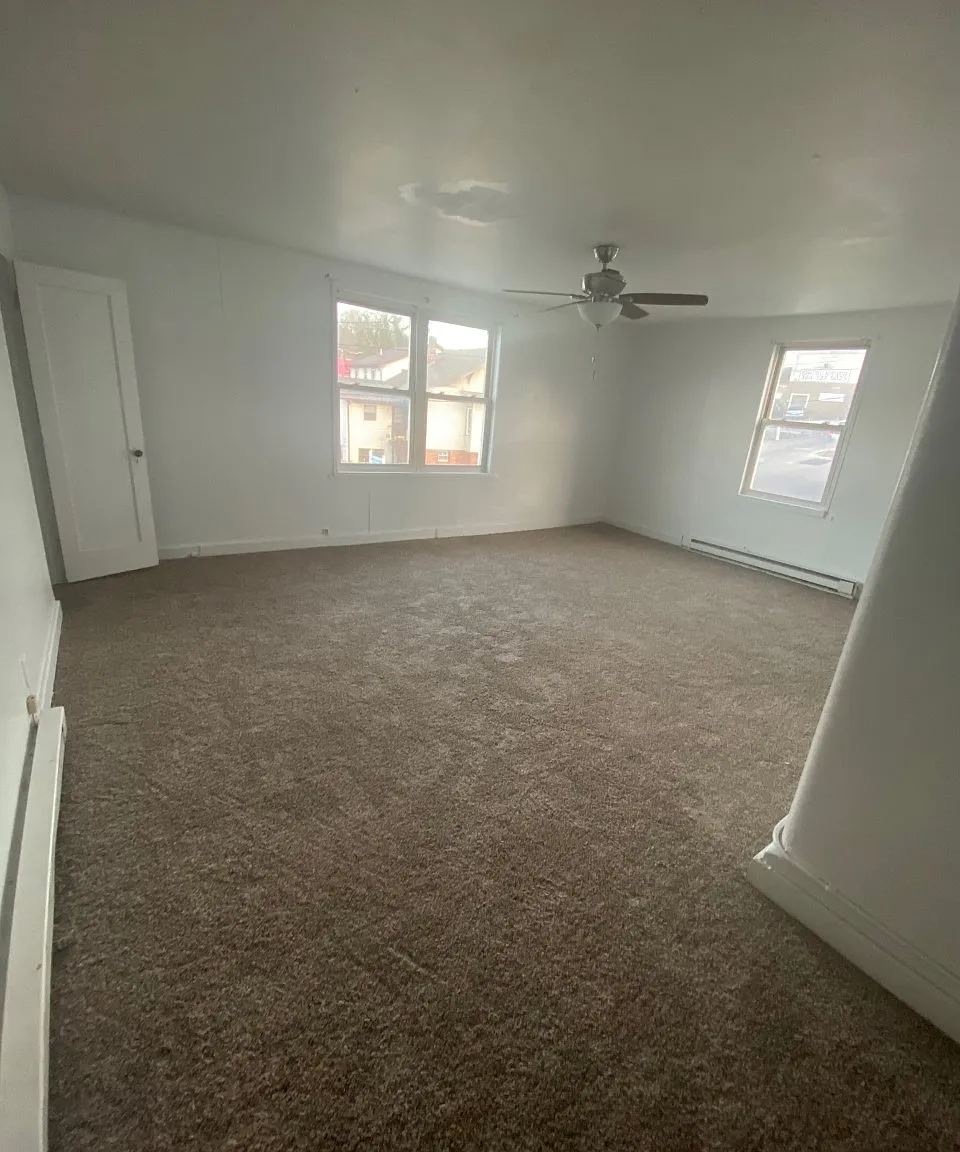 209 College Ave - 3 — Photo 1