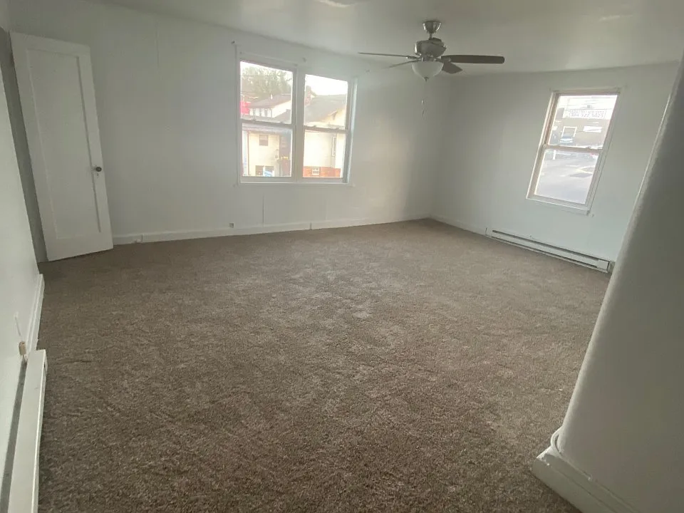 209 College Ave