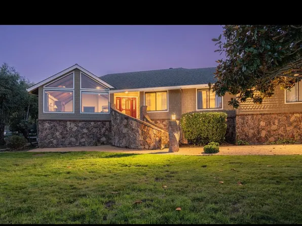 310 Mesa Rd, Salinas, CA 93908
