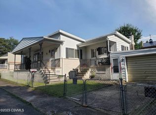 1408 W Spruce St, Coal Township, PA