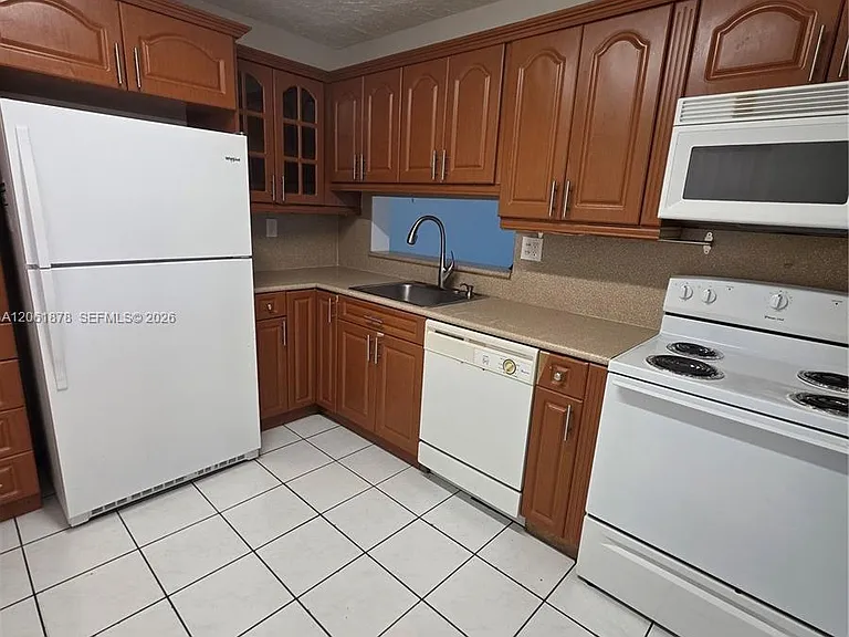 8600 SW 133rd Avenue Rd #424 — Photo 4