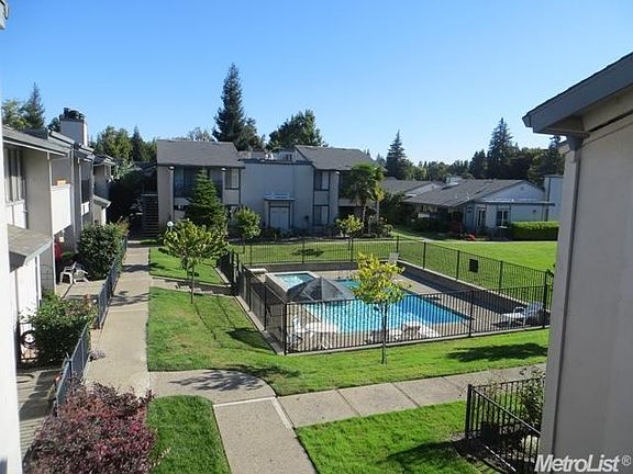 3rd image of 3722 W Benjamin Holt Dr APT 1