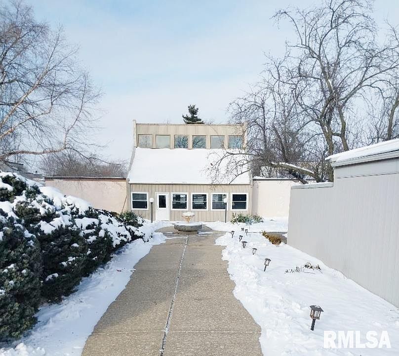 1st image of 6831 N Frostwood Pkwy #9