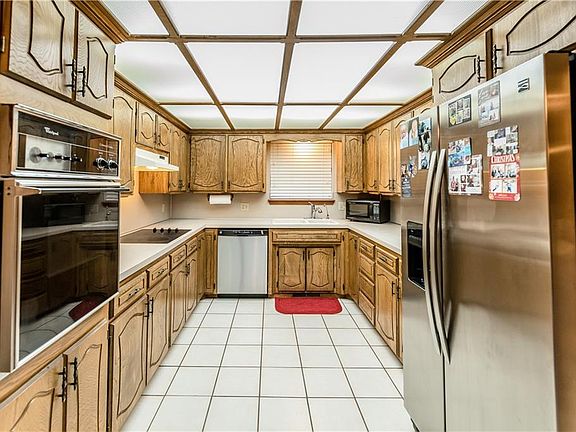 3rd image of 1505 W B Ave