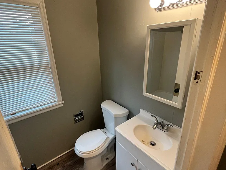 254 2nd Ave S #2 — Photo 5