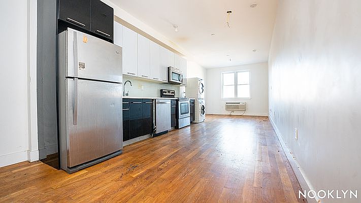 1st image of 26 Scholes St #2A