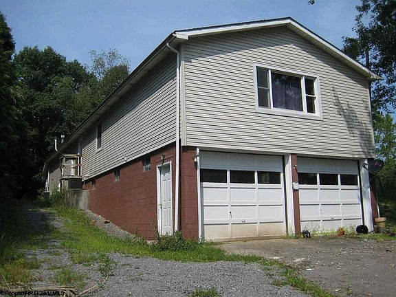 2nd image of 76 Turkey Run Rd