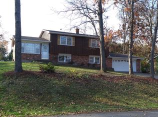 703 Seymour Rd, Columbia, MO 65203