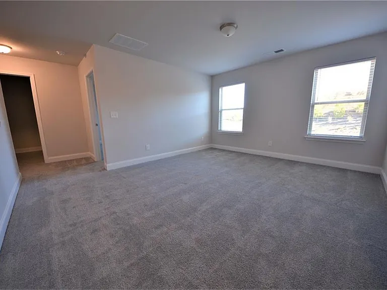 246 Hellen Valley Dr — Photo 21