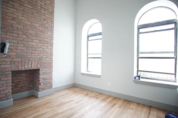 Rented by Lofts and Flats LLC | media 59