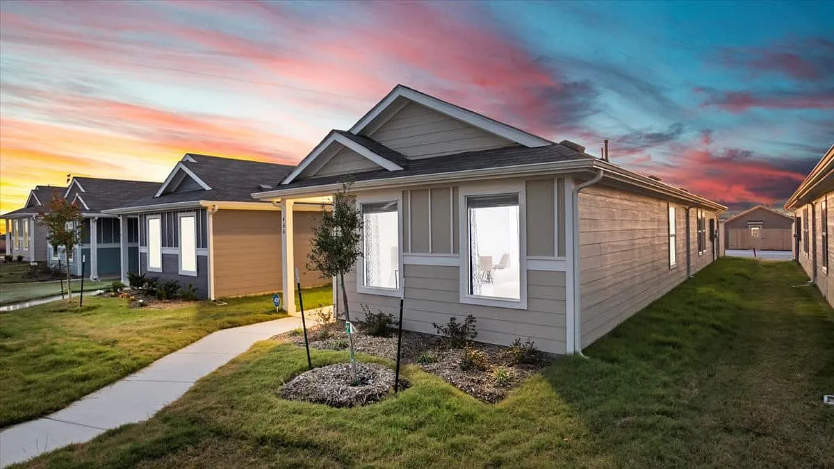 464 Eagle Wind Way — Photo 4