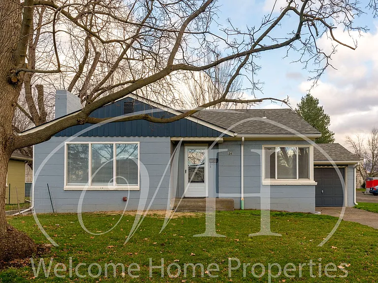 24 NE Ash Ave — Photo 24