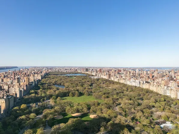 217 W 57th St APT 61E, New York, NY 10019