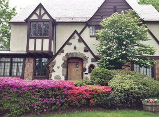 25 Elizabeth Rd, New Rochelle, NY 10804