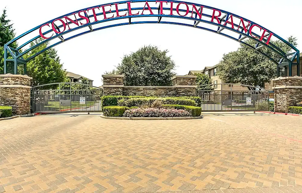 Constellation Ranch Luxury Apartment Homes — Photo 2