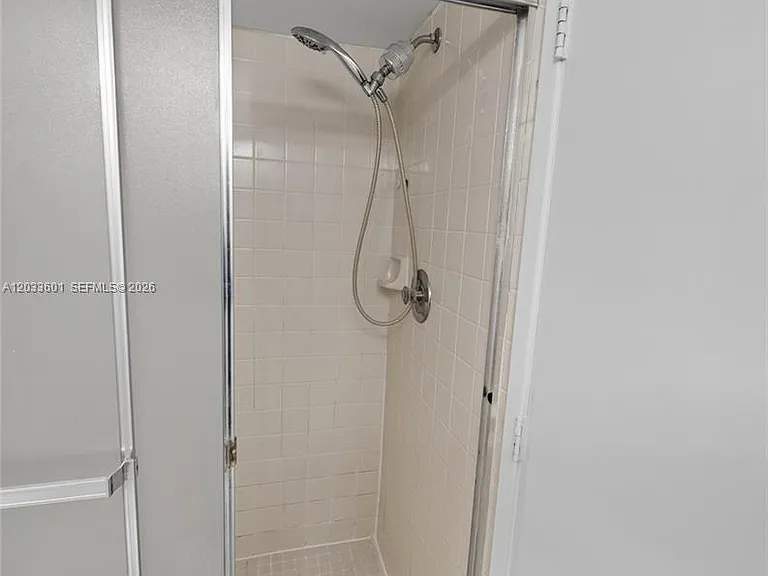 8750 N Sherman Cir #305 — Photo 8