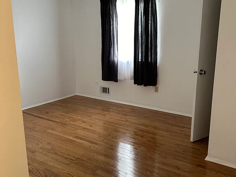 15 Linden Ln — Photo 13