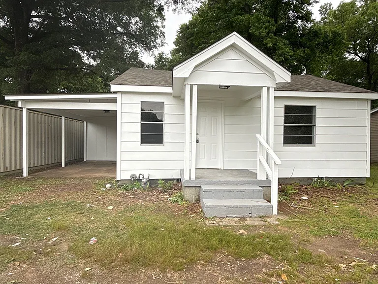710 Gay St — Photo 1