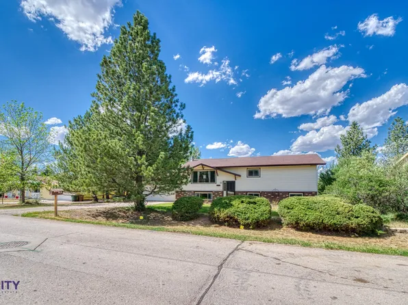 4008 Hidden Valley Rd, Gillette, WY 82718