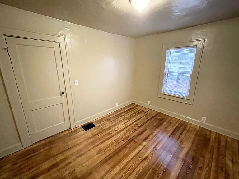 7015 Wadsworth Way — Photo 4