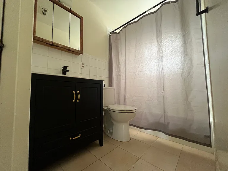 Eloise Cir — Photo 8