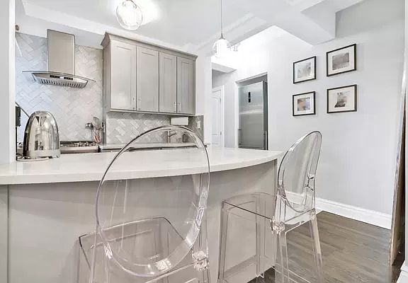 4th image of 20 Continental Ave APT 4G