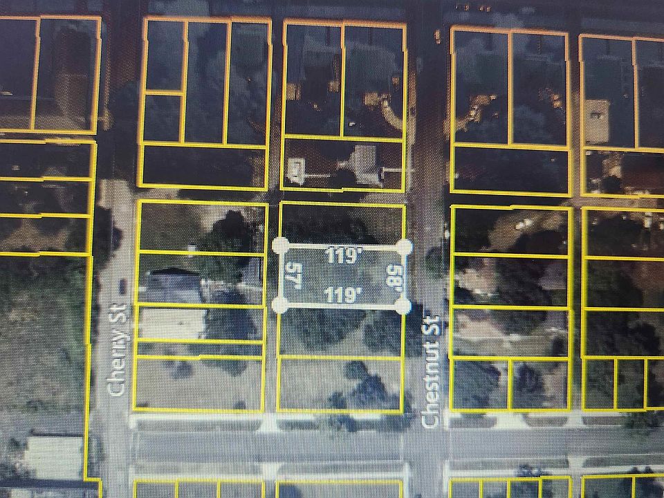 2nd image of 119 Chestnut St