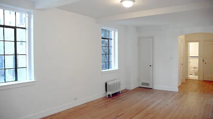 Rented by Town Residential | media 4