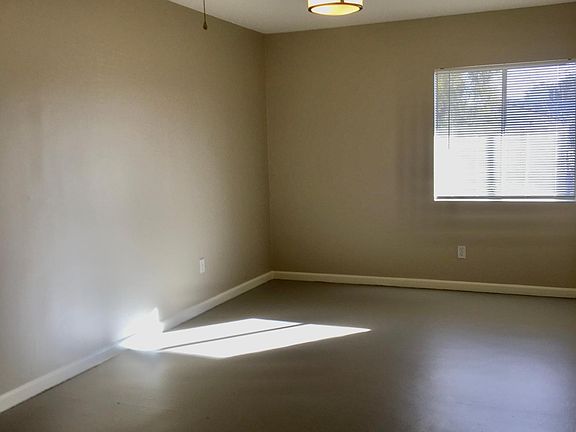 3rd image of 2102 W Orangewood Ave Unit A
